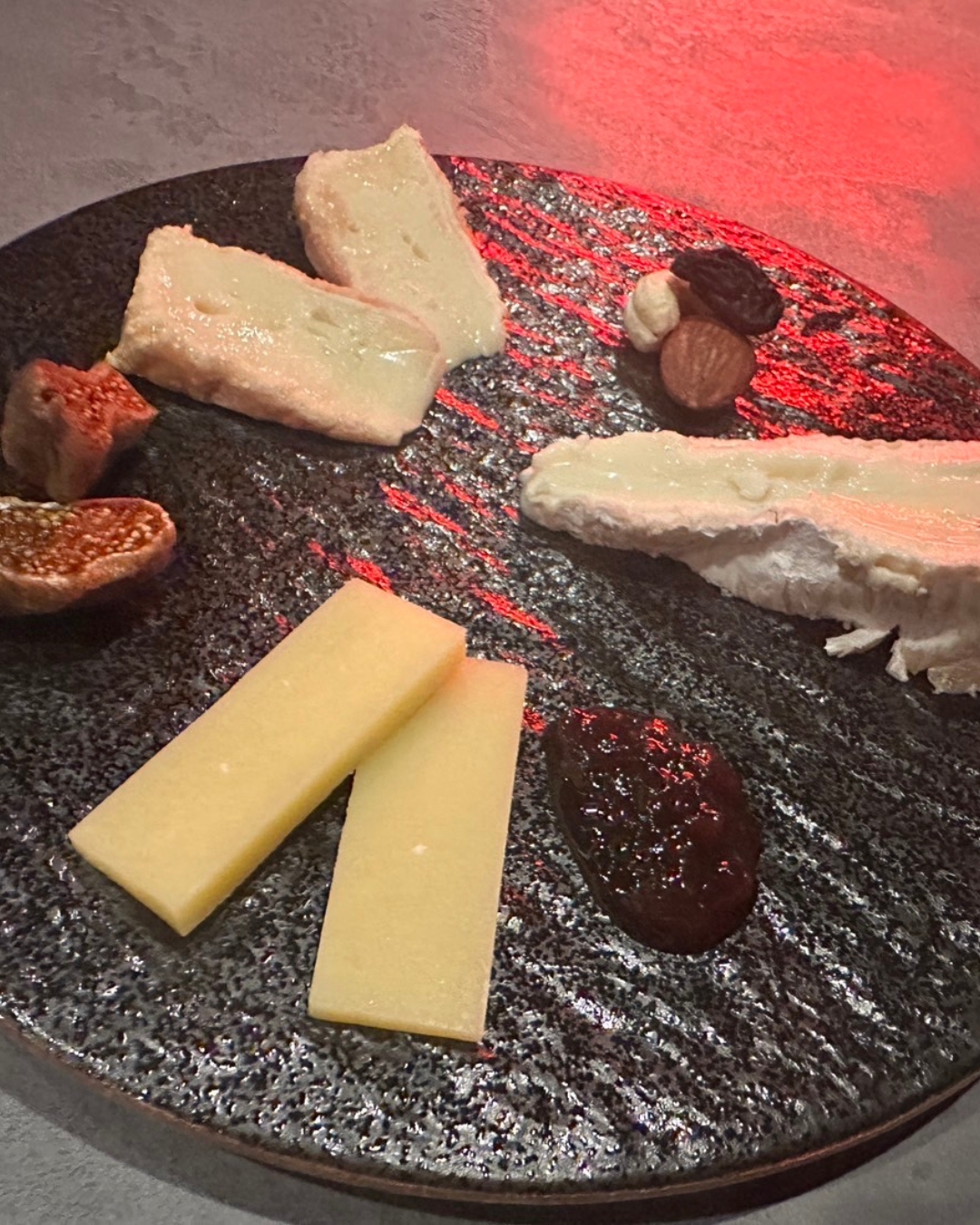 cheese-plate-les-demoiselles